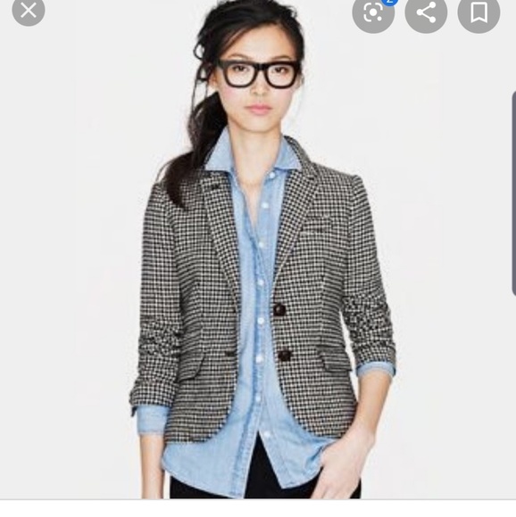 H&M Jackets & Blazers - H&M fitted tweed Blazer!